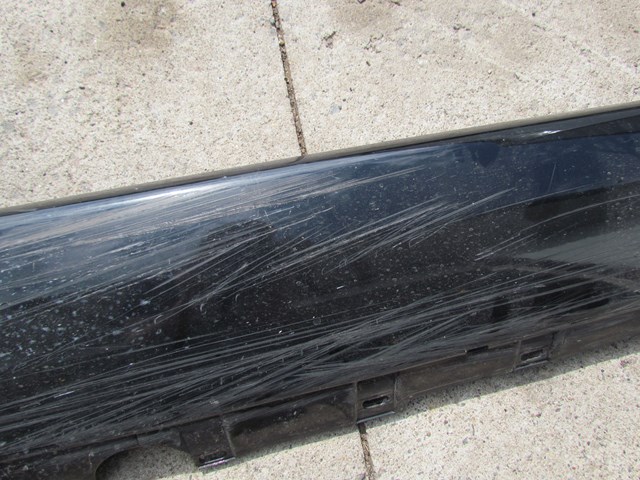 2006 Audi A8L RH Side Skirt. Scratched, See Pictures