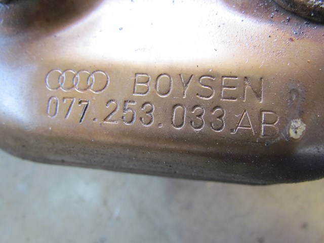 2006 Audi A8L LH Driver Exhaust Manifold 077.253.033