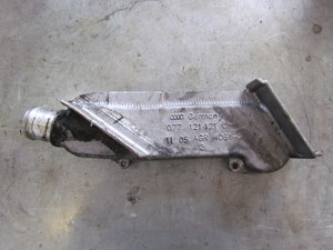 2006 Audi A8L 4.2 V8 Thermostat Housing 077121121