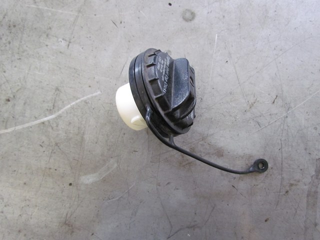2003 Nissan 350Z Gas Cap