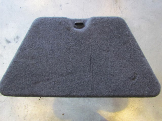 2004 Audi A8L Trunk Tool Storage With Tools