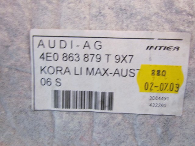 2004 Audi A8L RH Passenger Side Trunk Moulding