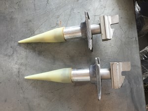 2004 Audi A8L (2) Rear LH RH Bumper Reinforcement Shocks OEM 4E0807357A 4E080735