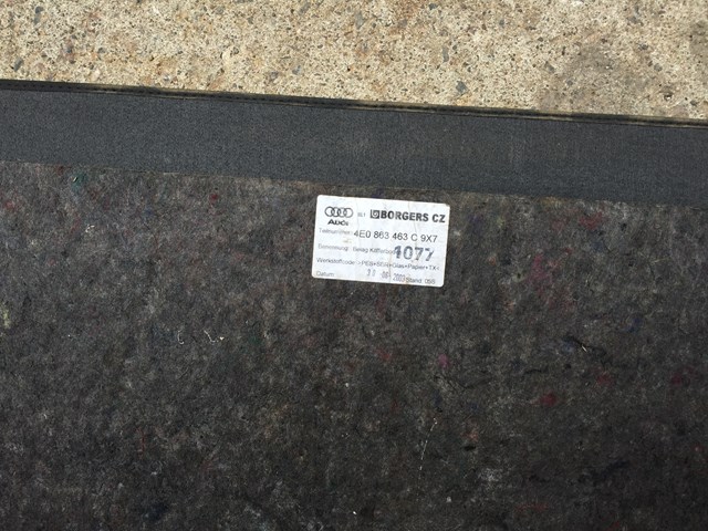 2004 Audi A8L Trunk Carpet/Spare Tire Cover 4E0 863 463