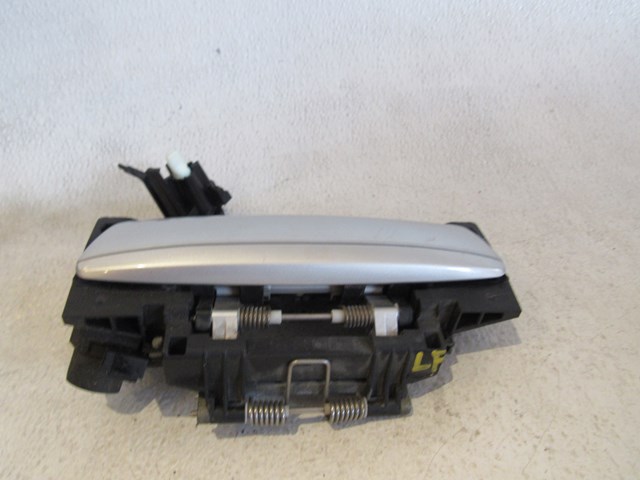 2004 Audi A8L Front LH Drivers Exterior Door Handle