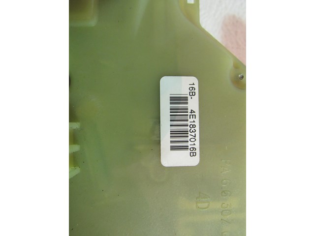 04 05 06 07 08 Audi A8L Front RH Door Lock Actuator 4E1837016