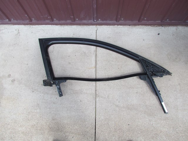 2004 Audi A8L Front RH Window Frame