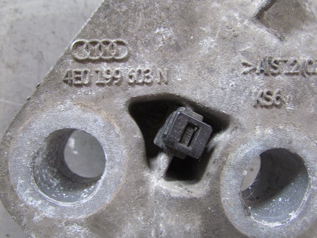 2004 Audi A8L Right Passenger Side Engine Mount 4E0 199 613