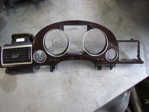 2004 Audi A8L Gauge Cluster Bezel w/Vent