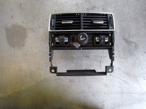 2004 Audi A8LCenter Console Dash W/Lighter and Vent