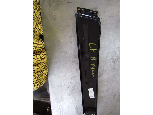 2004 Audi A8L LH B Pillar Trim 4E0853289