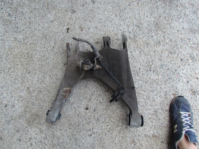 2004 Audi A8L LH Drivers Rear Lower Control Arm 03428821
