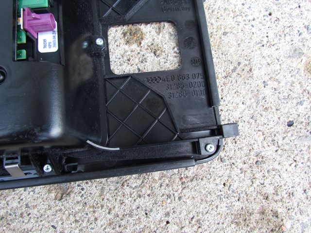 2004 Audi A8L Center Console Tray Cell Phone Module 4E0863075 