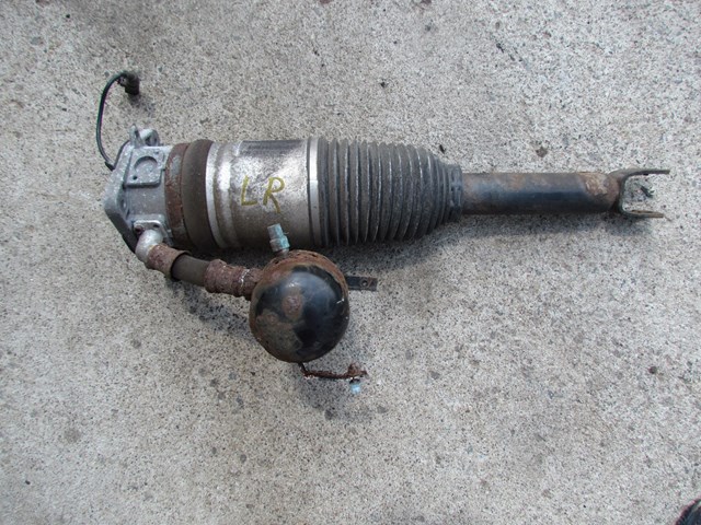 2004 Audi A8L LH Drivers Rear Air Strut 4E0616001E