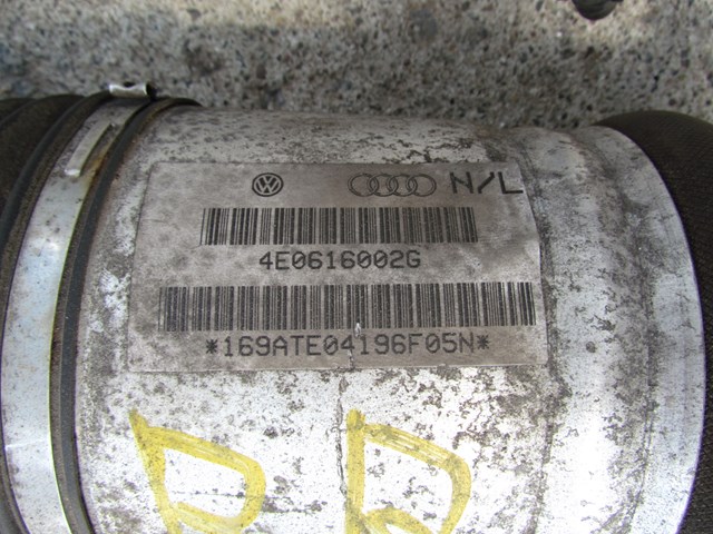 2004 Audi A8L RH Passenger Rear Air Strut 4E0616002G