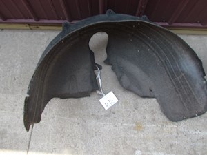 2004 Audi A8L RH Passenger Rear Fender Liner