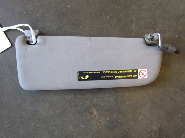 2004 Audi A8L RH Passenger Sun Visor