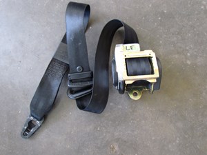 2004 Audi A8L LH Drivers Front Seat Belt