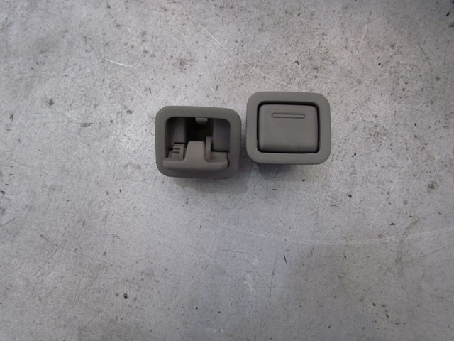 2004 Audi A8L Rear Coat Hanger Set (2)