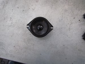 2004 Audi A8L Front Dash Speaker 4E0 035 411