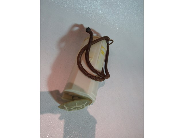 2004 Audi A8L LH Drivers Fuel Pump 