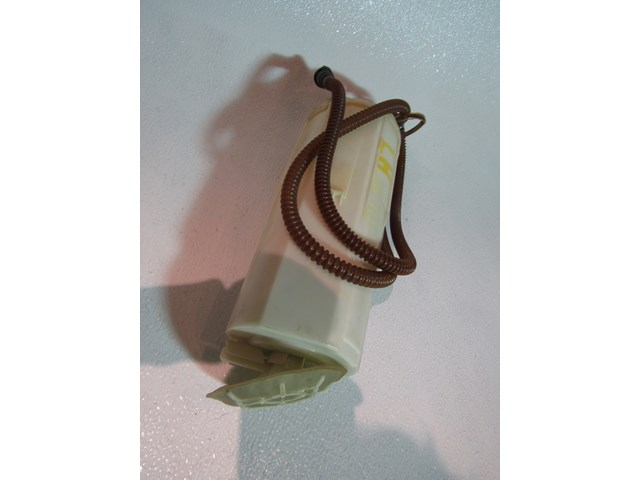 2004 Audi A8L LH Drivers Fuel Pump 