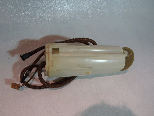 2004 Audi A8L LH Drivers Fuel Pump 