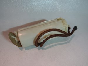 2004 Audi A8L LH Drivers Fuel Pump 