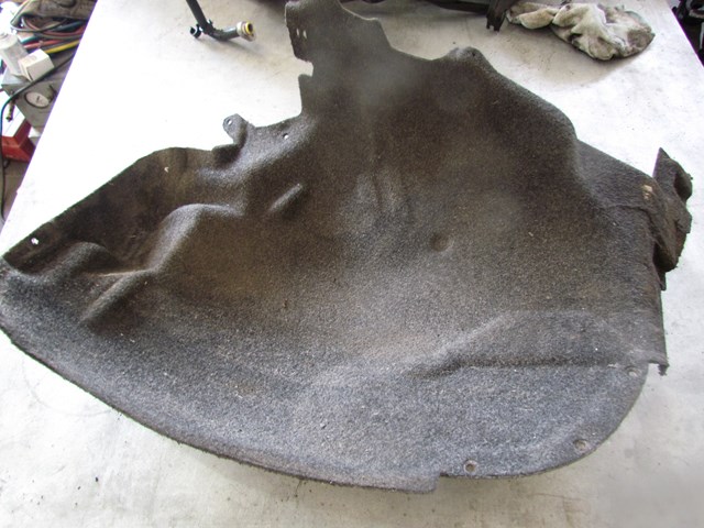 2004 Audi A8L Front RH Passenger Fender Liner--Rear Portion