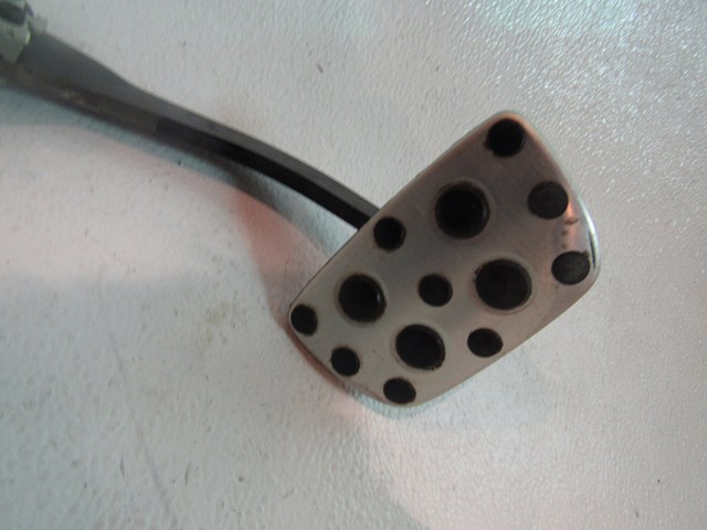 2002 Lexus IS300 Brake Pedal