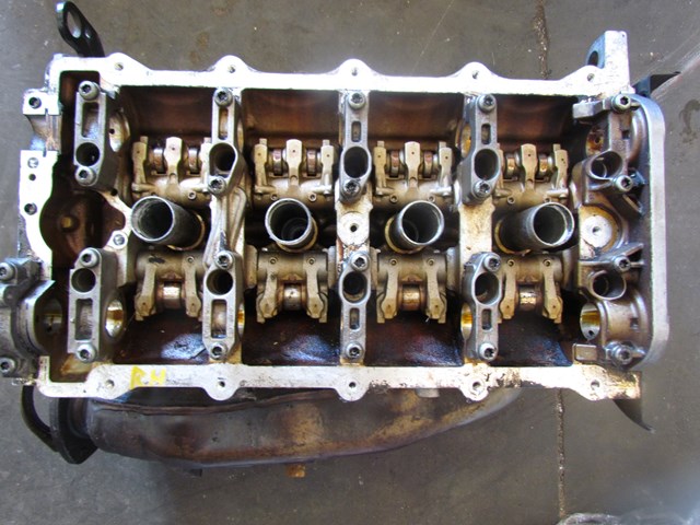 2004 Audi A8L RH Cylinder Head With Exhaust Manifold