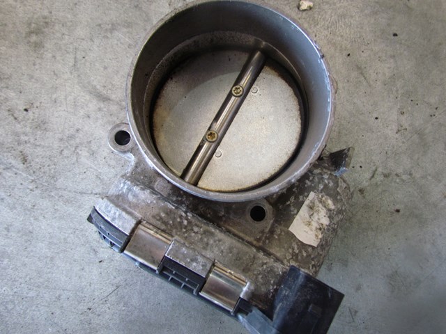 2004 Audi A8L Throttle Body 077133062A