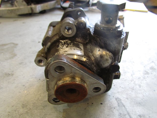 2004 Audi A8L Power Steering Pump Without Pulley