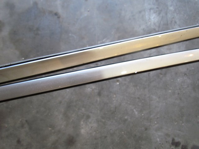 2004 Audi A8L Roof Seals Pair