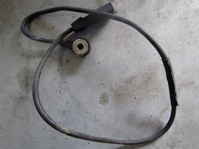 2004 Audi A8L Top Knock Sensor