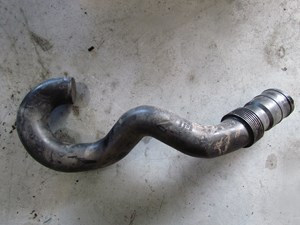 2004 Audi A8L Air Intake Tube 077129951C