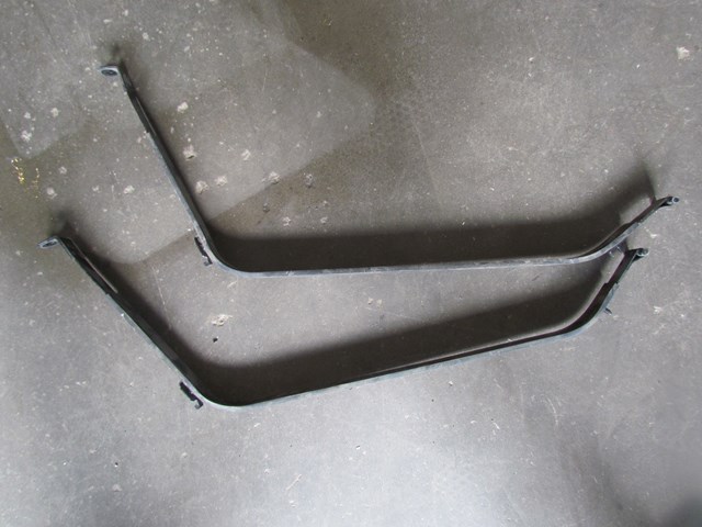 2003 Nissan 350Z Fuel Tank Straps