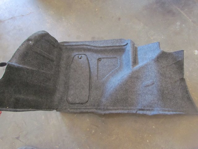 2002 Subaru Impreza LH Carpet Trunk Moulding