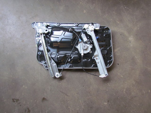 2007 Infiniti G35 Coupe RH Passenger Side Window Motor