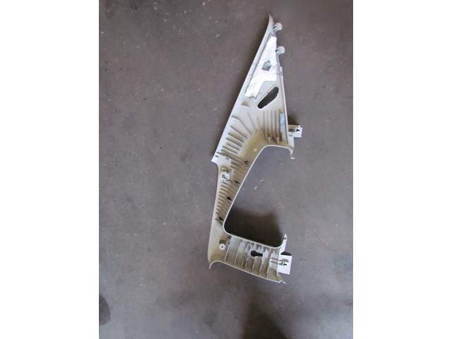 2007 Infiniti G35 Coupe B/C Pillar Trim 76935 AM800