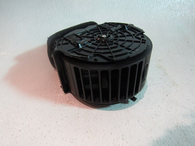 2007 Infiniti G35 Coupe LH Outerr Dash Vent