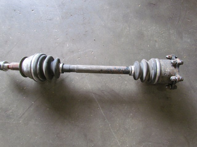 2007 Infiniti G35 Coupe RH Axle Shaft