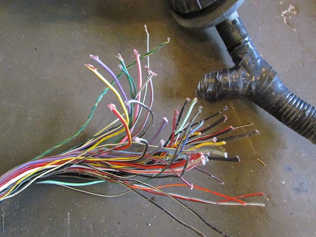 2007 Infiniti G35 Coupe Engine Bay Harness PARTS ONLY