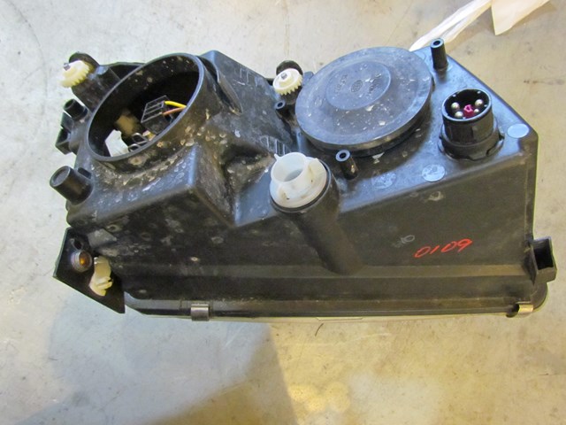 1996 Audi A4 LH Driver Headlight OEM