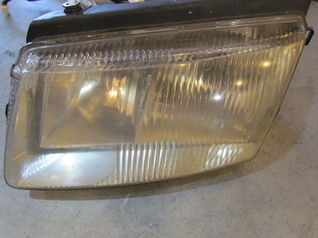 1996 Audi A4 LH Driver Headlight OEM