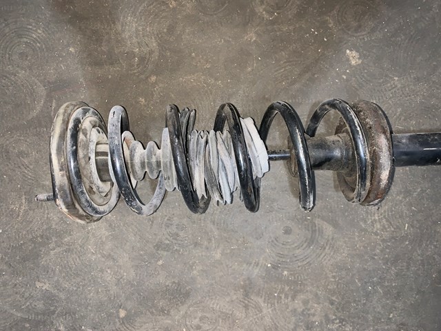 1993 Nissan 240SX Coupe RH Rear Strut 