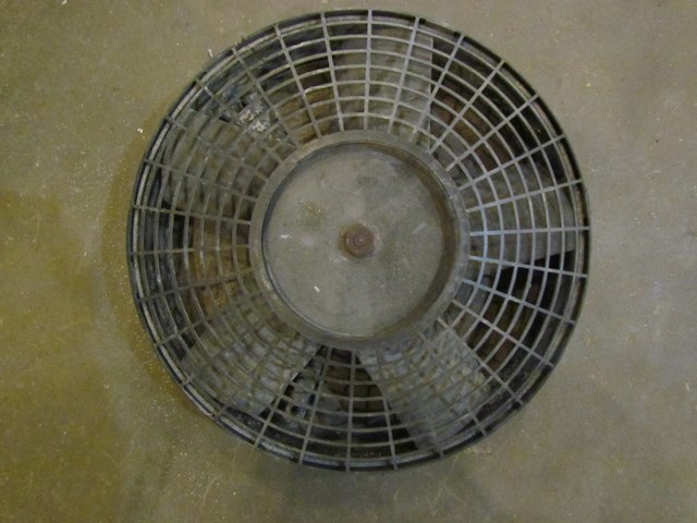 1972 Mercedes-Benz 280SE Auxiliary Cooling Fan 
