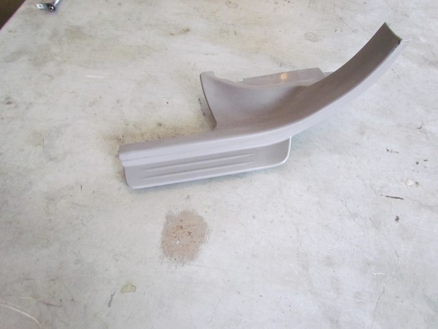 2005 Subaru Forester XT Rear LH Door Sill Kick Plate 94061 SA011