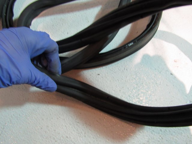 04 05 06 07 Subaru Forester Hatch Body Seal