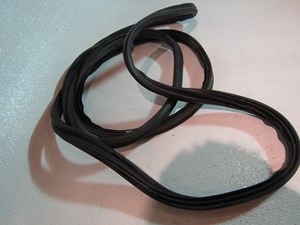 04 05 06 07 Subaru Forester Hatch Body Seal